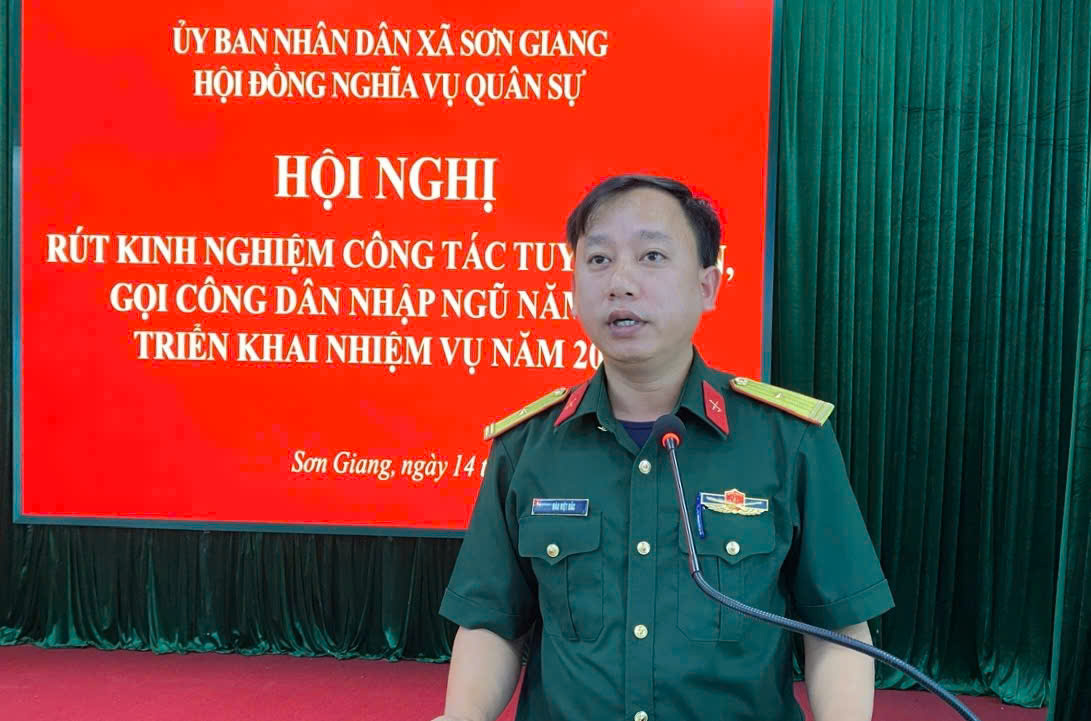 Rút kinh nghiệm công tác tuyển quân, Sơn Giang đặt mục tiêu hoàn thành 100% chỉ tiêu năm 2027