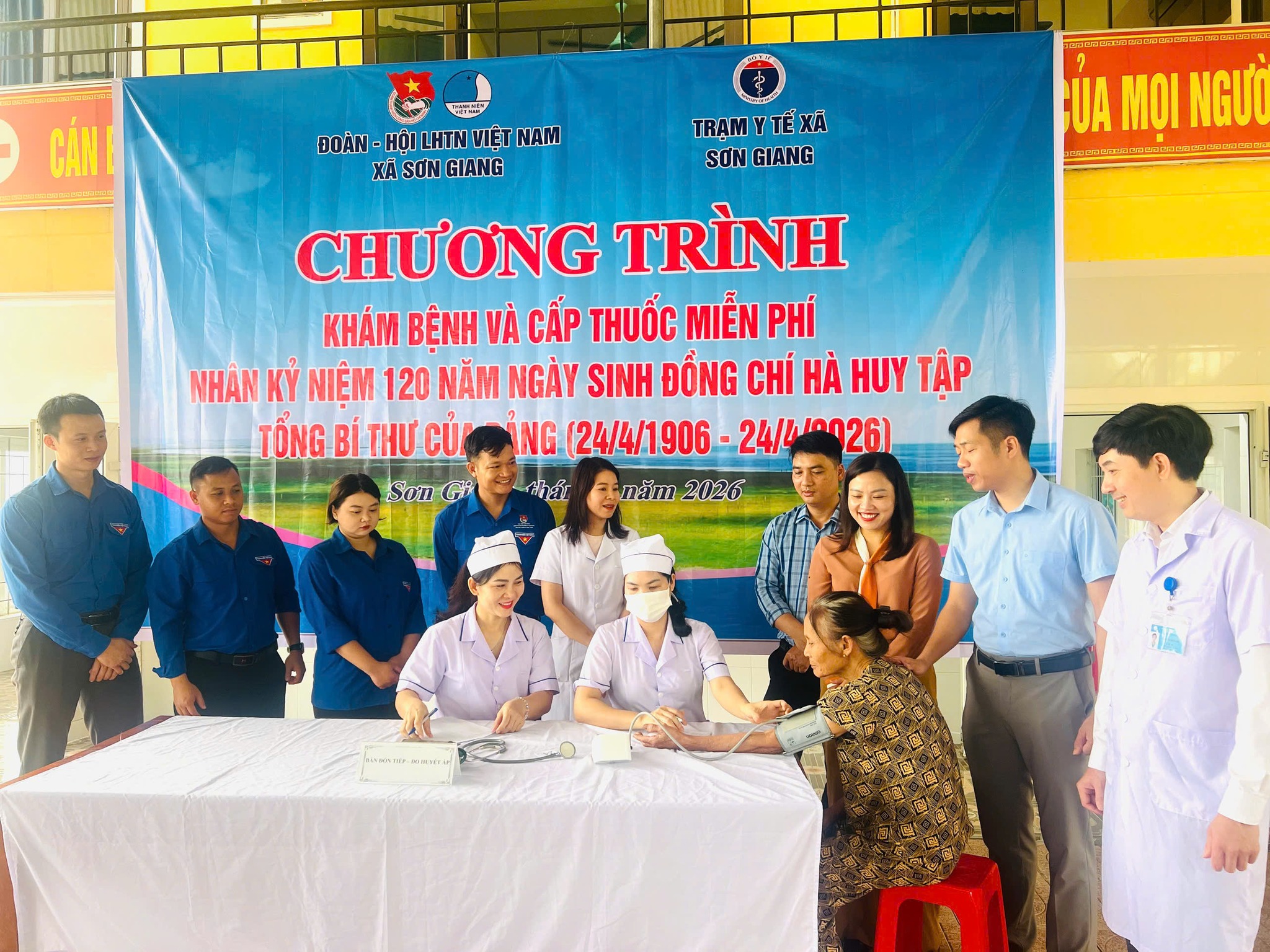 Sơn Giang: Tổ chức khám, cấp thuốc miễn phí cho cựu Thanh niên xung phong