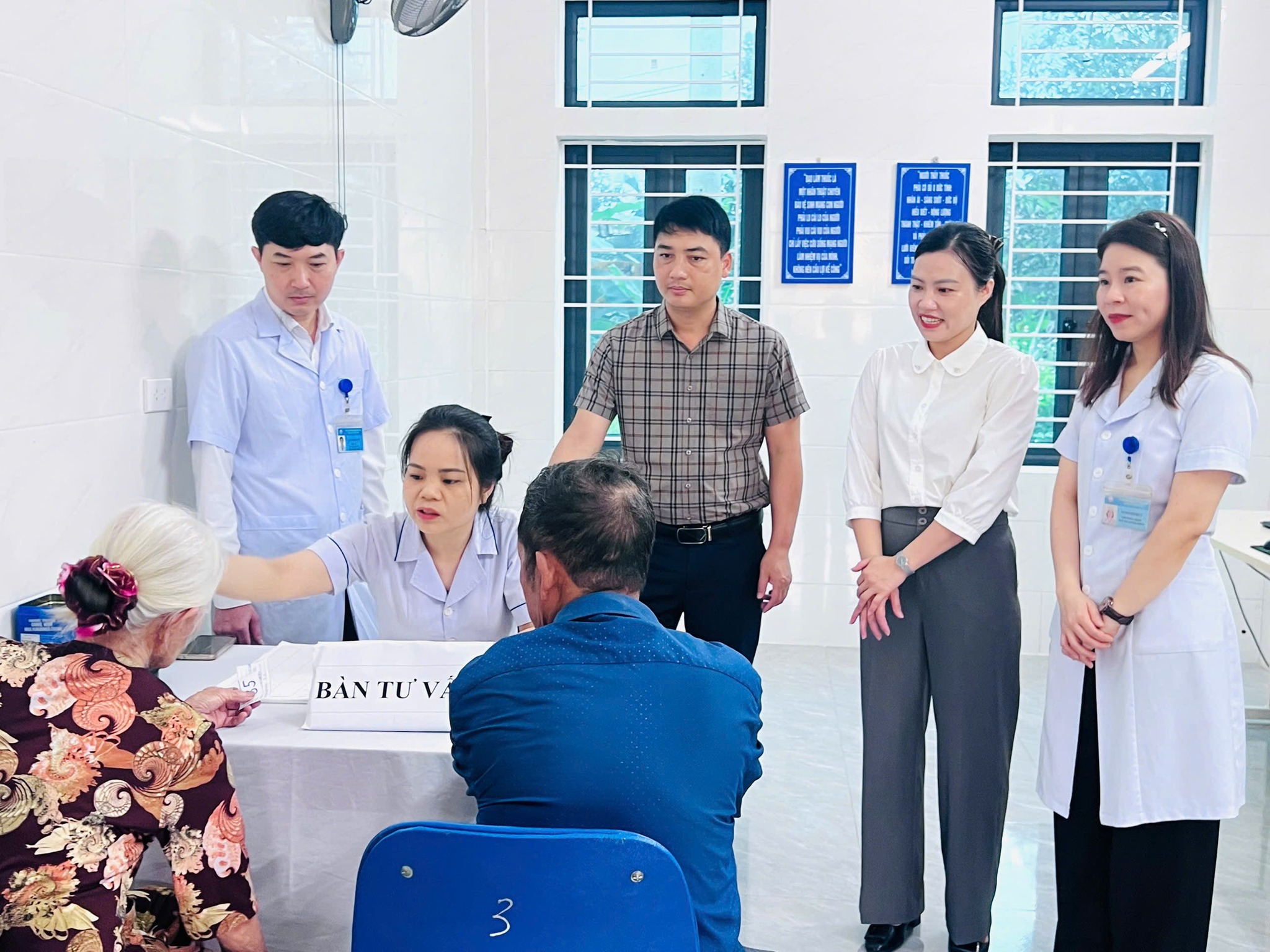 Sơn Giang: Tổ chức khám sức khỏe miễn phí hưởng ứng ngày sức khỏe toàn dân 07/4