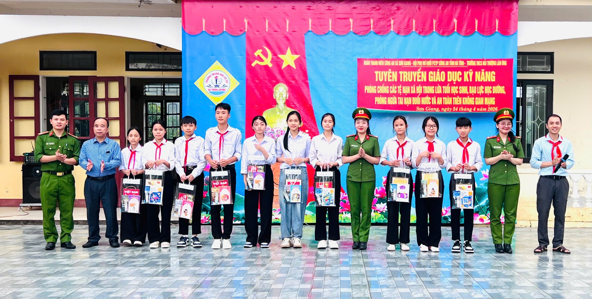 Trang bị kỹ năng phòng, chống tệ nạn xã hội cho học sinh THCS