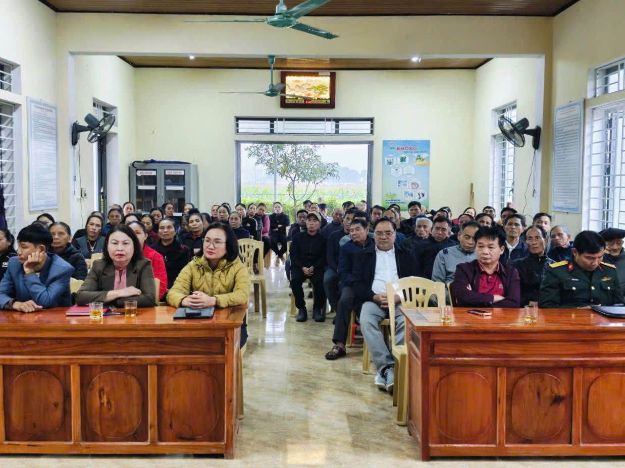 Ứng cử viên đại biểu HĐND xã Sơn Giang khóa XXI tại đơn vị bầu cử số 03 tiếp xúc cử tri thôn 4