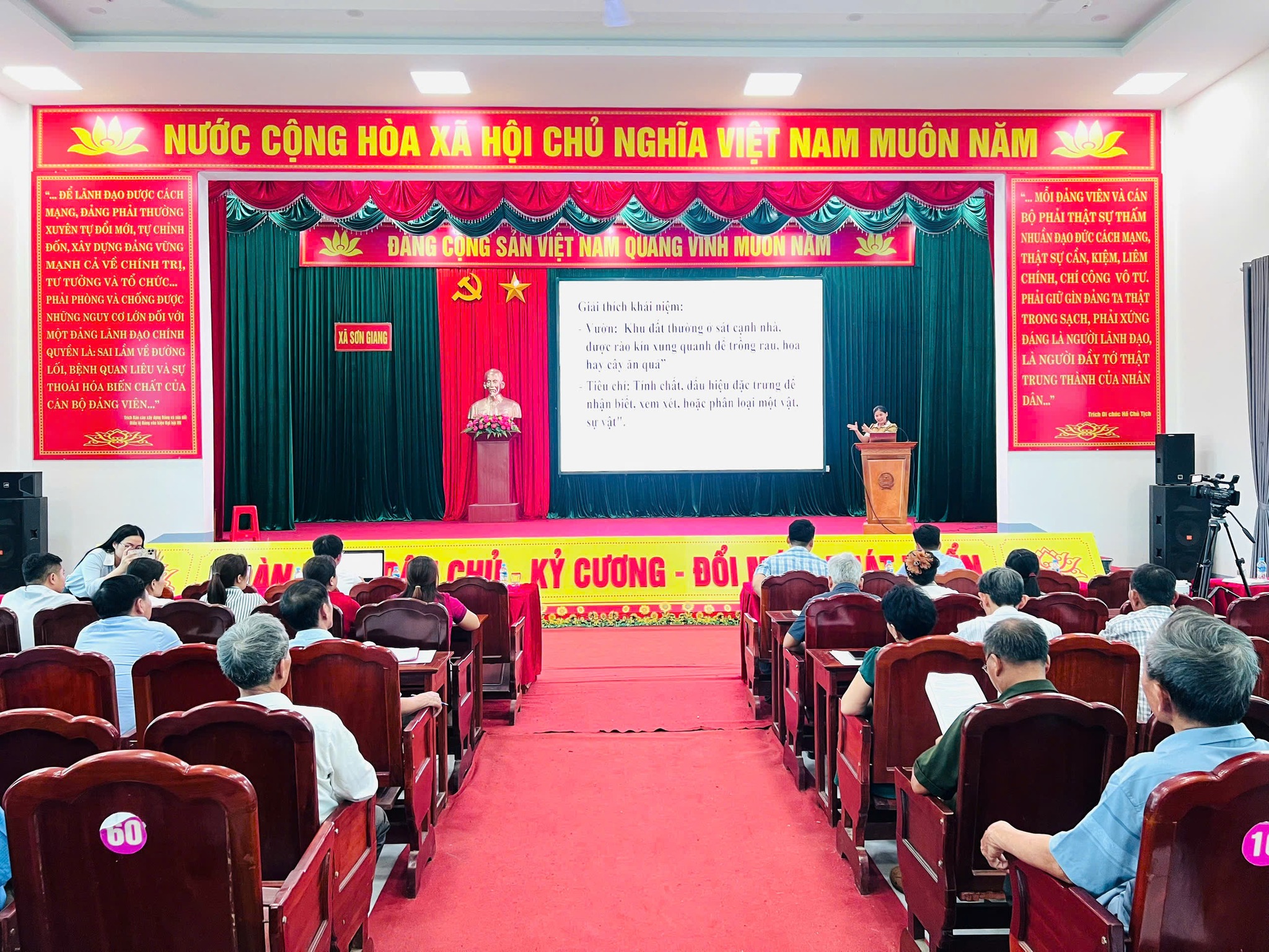 Xã Sơn Giang tập huấn triển khai bộ tiêu chí vườn đẹp, vườn hiệu quả kinh tế năm 2026