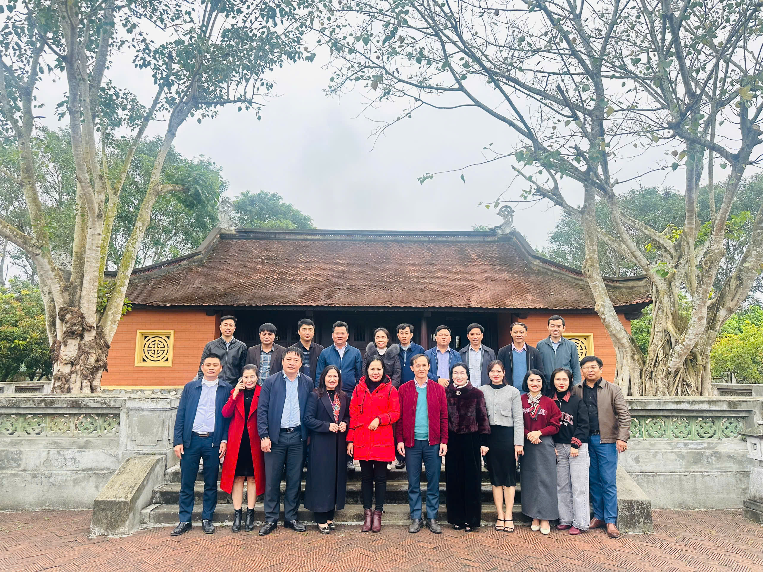 Xã Kỳ Hoa học tập, trao đổi kinh nghiệm phát triển mô hình kinh tế tại xã Sơn Giang