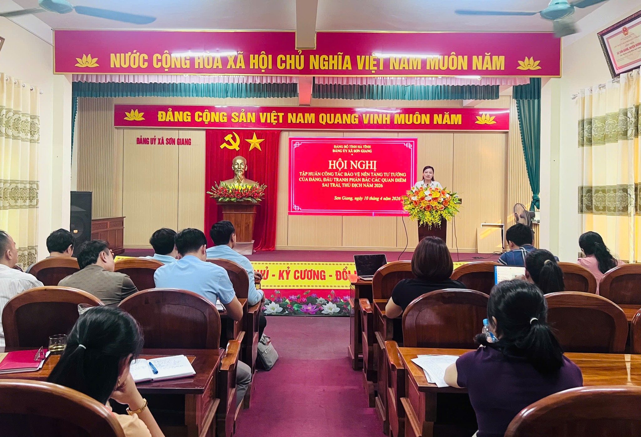 Sơn Giang tổ chức tập huấn bảo vệ nền tảng tư tưởng của Đảng năm 2026