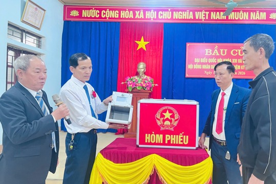 Sơn Giang khai mạc cuộc bầu cử tại 11 khu vực bỏ phiếu