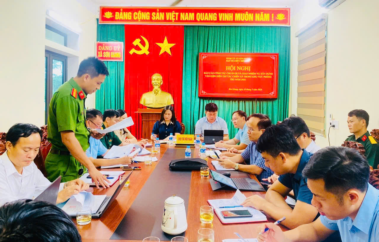 Sơn Giang giao nhiệm vụ xây dựng văn kiện diễn tập tác chiến trong khu vực phòng thủ năm 2026