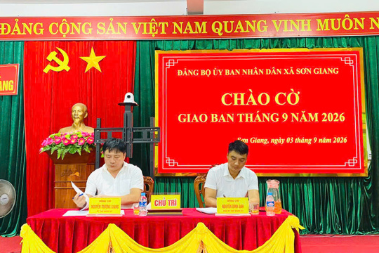 Đảng bộ UBND xã tổ chức chào cờ, giao ban tháng 9 năm 2026