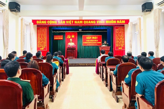 Sơn Giang: Gặp mặt kỷ niệm 91 năm Ngày truyền thống Lực lượng Dân quân tự vệ