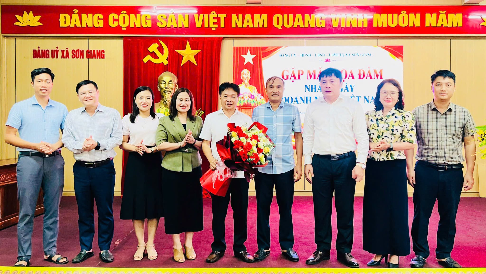 Xã Sơn Giang gặp mặt doanh nghiệp, HTX, cơ sở sản xuất, kinh doanh tiêu biểu nhân Ngày Doanh nhân Việt Nam 13/10