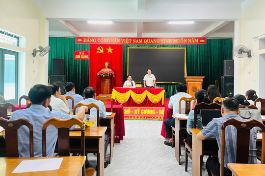 HĐND tỉnh khảo sát việc triển khai sắp xếp, sáp nhập thôn tại xã Sơn Giang