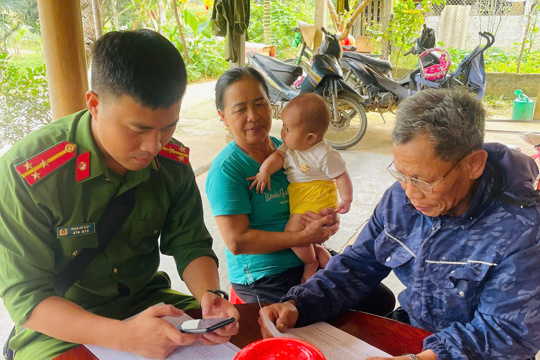 Sơn Giang quyết liệt triển khai tích hợp thông tin an sinh trên VNeID