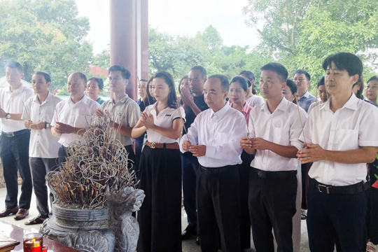 Trường THCS Hải Thượng Lãn Ông tổ chức các hoạt động tri ân nhân kỷ niệm 79 năm Ngày Thương binh - Liệt sĩ 