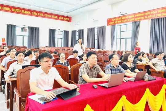 Sơn Giang tham gia tập huấn ứng dụng trí tuệ nhân tạo (AI) trong thực thi công vụ
