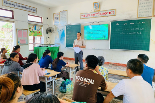 Trường Tiểu học Quang Diệm tuyên truyền kế hoạch sắp xếp, sáp nhập trường học
