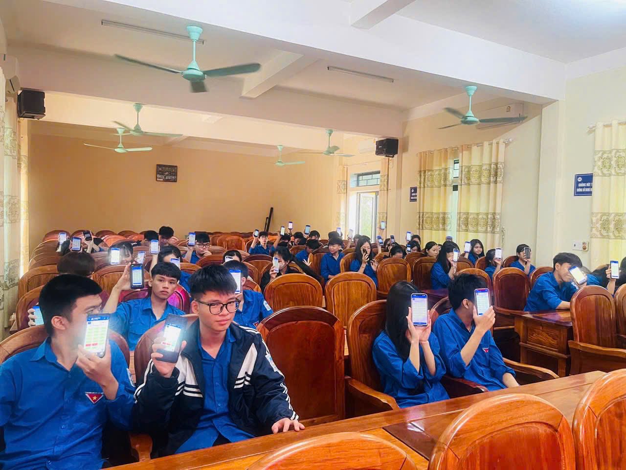 Đoàn TNCS Hồ Chí Minh xã Sơn Giang tổ chức sinh hoạt chính trị “ Tuổi trẻ Sơn Giang noi gương Tổng bí thư Hà Huy Tập”